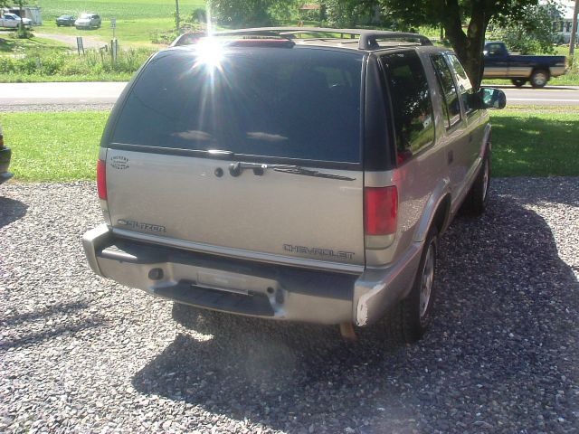 2002 Chevrolet Blazer AWD A SR