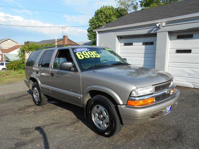 2002 Chevrolet Blazer T6 AWD Leather Moonroof Navigation