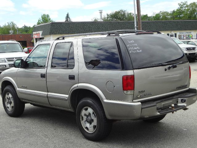 2002 Chevrolet Blazer AWD A SR
