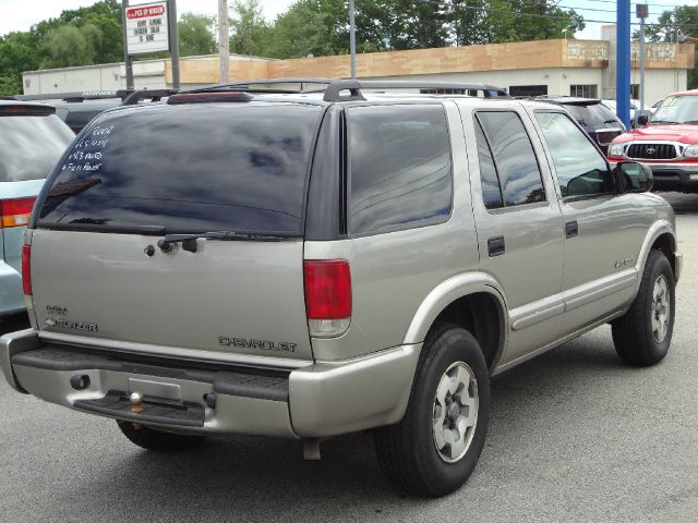 2002 Chevrolet Blazer AWD A SR