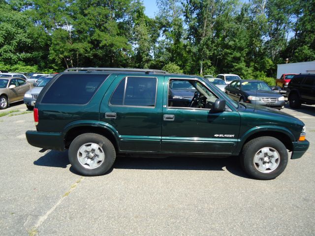 2003 Chevrolet Blazer AWD A SR