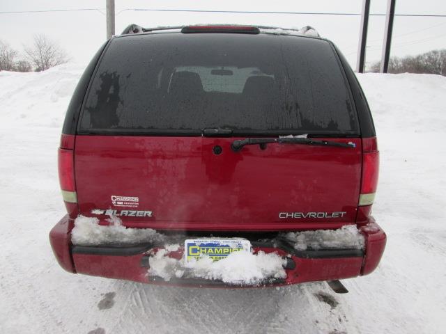 2003 Chevrolet Blazer 5dr LE FWD 7-passenger