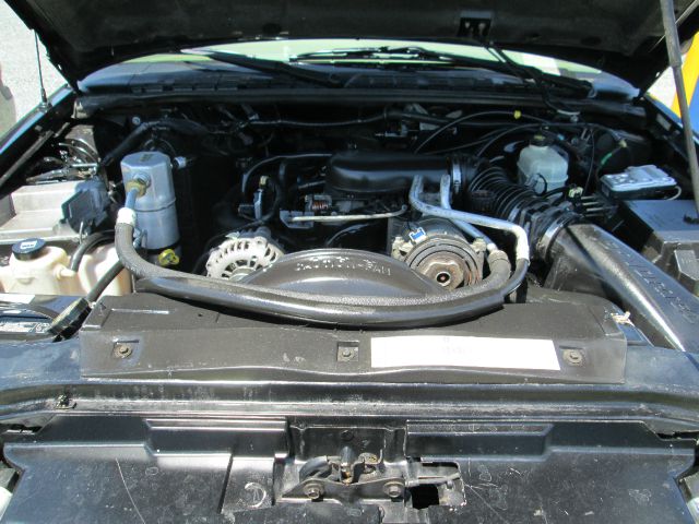 2003 Chevrolet Blazer AWD A SR