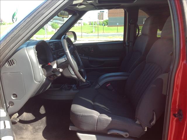 2003 Chevrolet Blazer AWD A SR