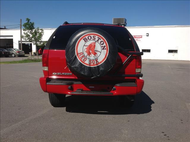 2003 Chevrolet Blazer AWD A SR