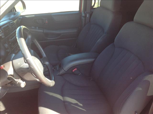 2003 Chevrolet Blazer AWD A SR