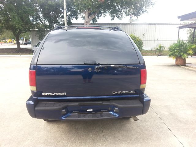 2003 Chevrolet Blazer FWD 4dr SE