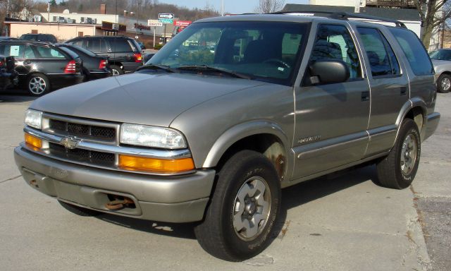 2003 Chevrolet Blazer AWD A SR