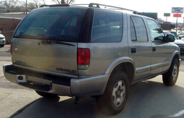 2003 Chevrolet Blazer AWD A SR