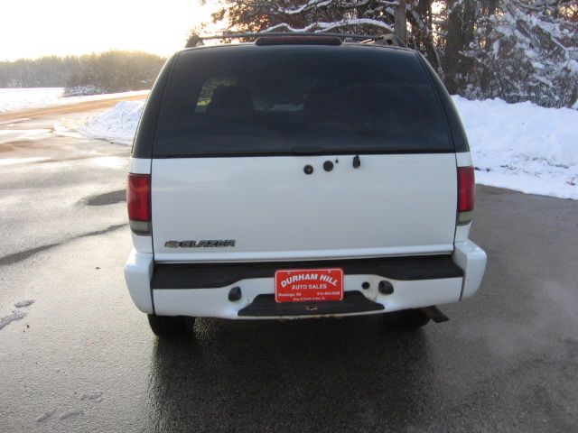 2004 Chevrolet Blazer AWD A SR