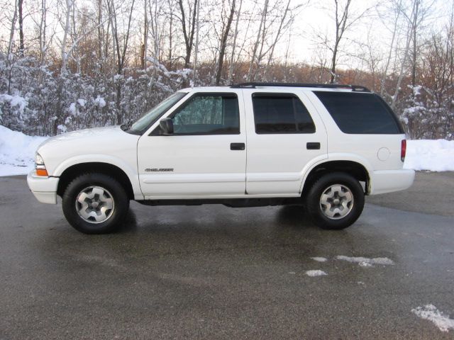 2004 Chevrolet Blazer AWD A SR