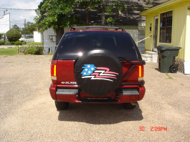 2004 Chevrolet Blazer AWD A SR