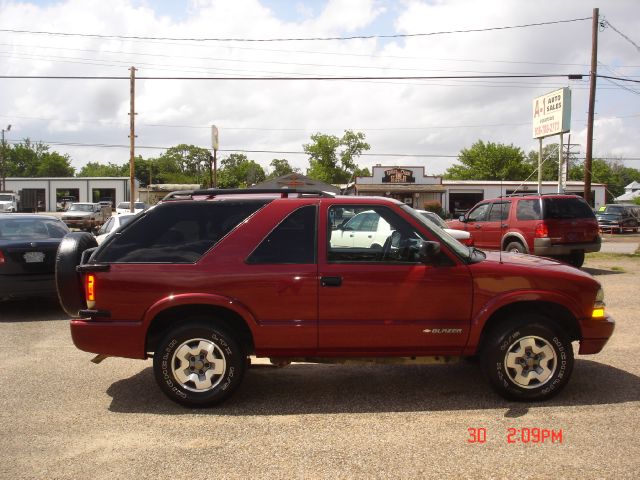 2004 Chevrolet Blazer AWD A SR