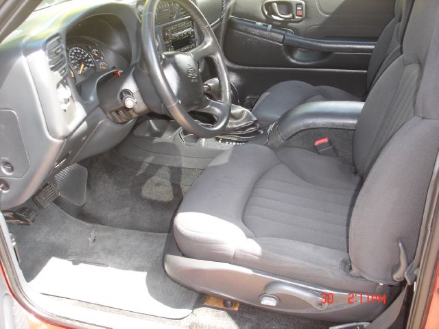 2004 Chevrolet Blazer AWD A SR