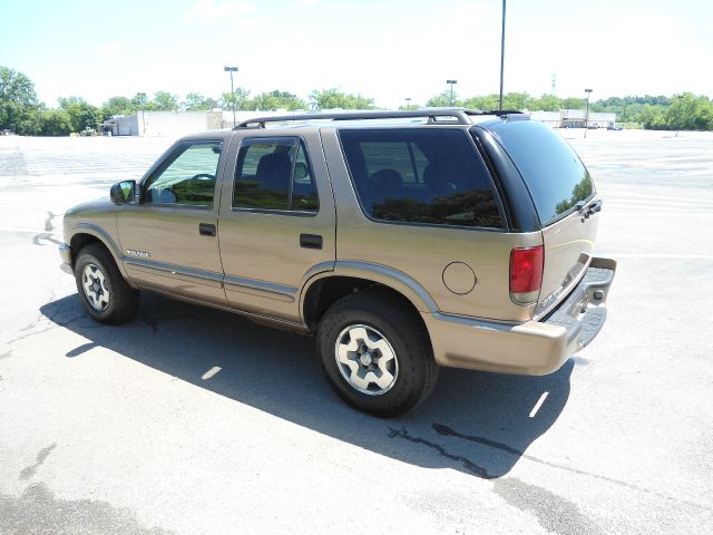 2004 Chevrolet Blazer AWD A SR