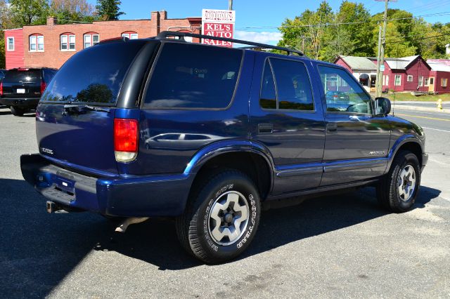 2004 Chevrolet Blazer AWD A SR
