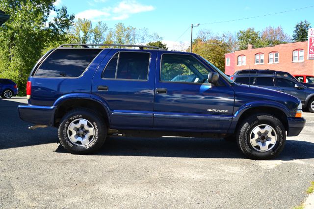 2004 Chevrolet Blazer AWD A SR