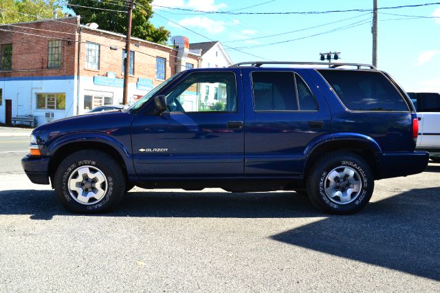 2004 Chevrolet Blazer AWD A SR