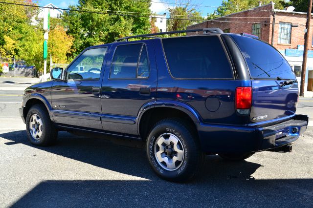 2004 Chevrolet Blazer AWD A SR