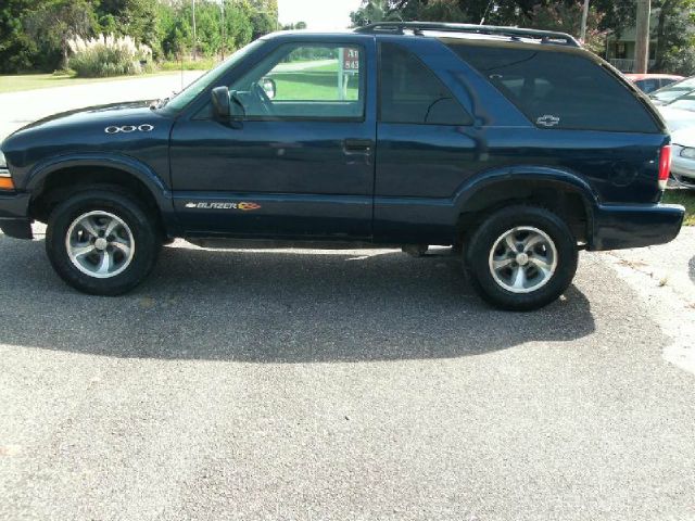 2004 Chevrolet Blazer Awd,roof,luxury