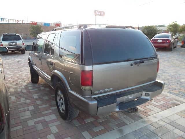 2004 Chevrolet Blazer AWD A SR