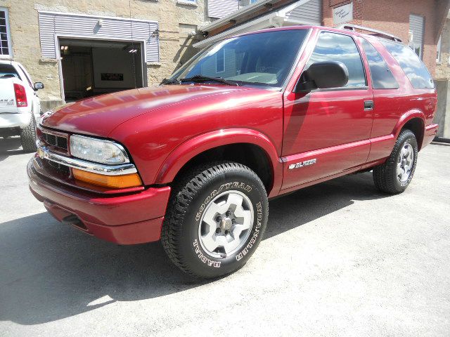 2004 Chevrolet Blazer AWD A SR