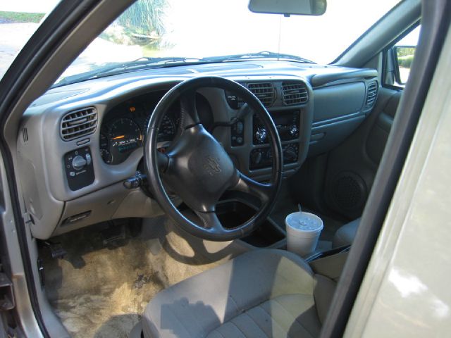 2004 Chevrolet Blazer AWD A SR