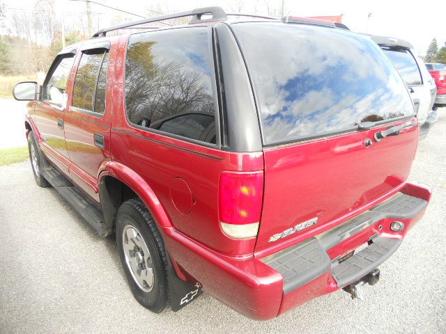 2004 Chevrolet Blazer AWD A SR