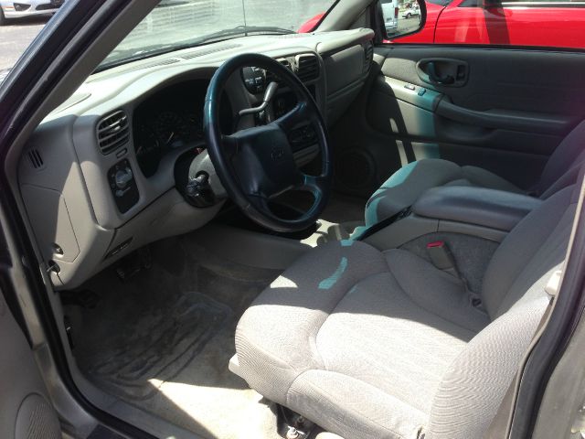 2004 Chevrolet Blazer AWD A SR