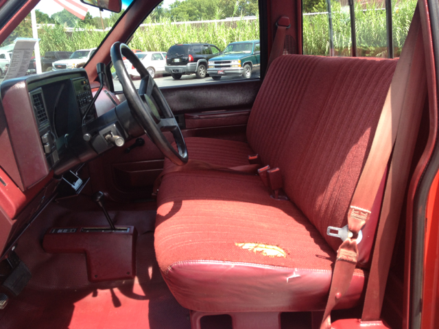 1989 Chevrolet C-K 2500 LT Sedan 4D