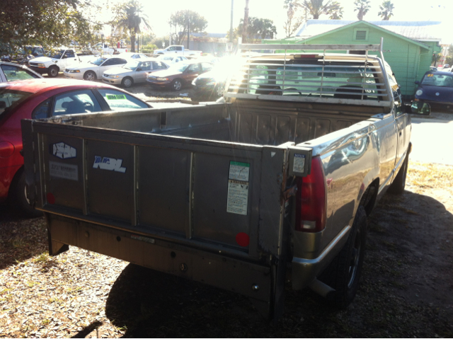 2000 Chevrolet C-K 2500 Lariat 4D Crew Cab Truck