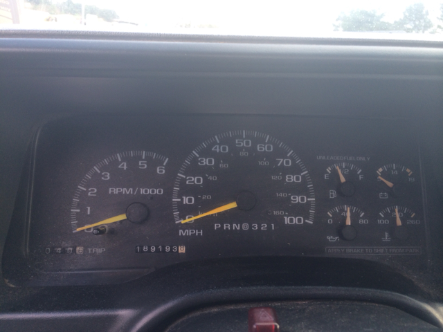 2000 Chevrolet C-K 2500 Lariat 4D Crew Cab Truck