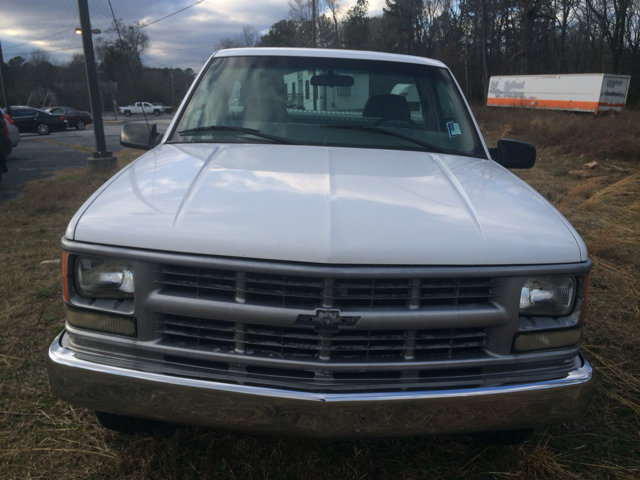 2000 Chevrolet C-K 2500 Lariat 4D Crew Cab Truck