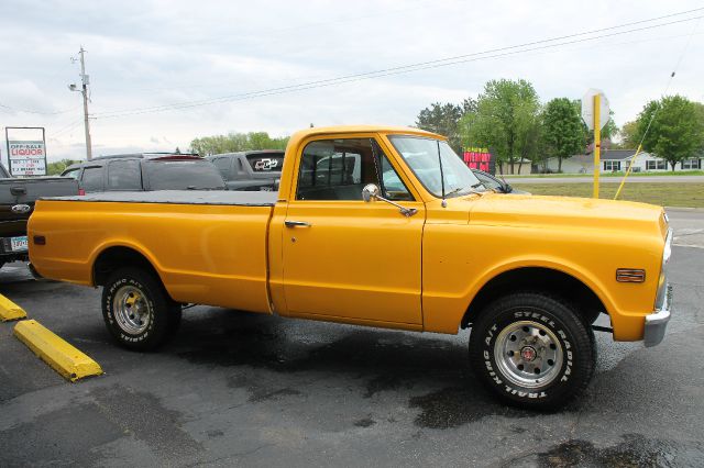 1969 Chevrolet C10 SLT 25