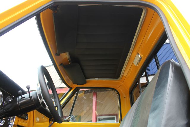 1969 Chevrolet C10 SLT 25