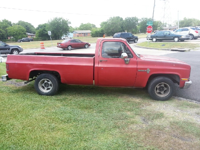 1986 Chevrolet C10 ES 2.4L AUTO