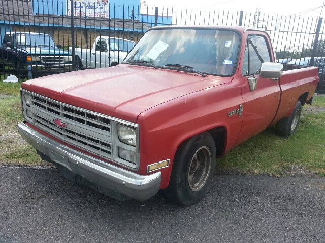 1986 Chevrolet C10 ES 2.4L AUTO