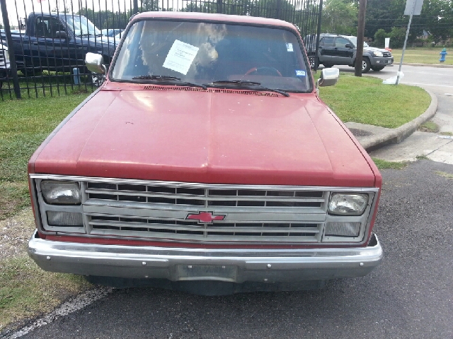 1986 Chevrolet C10 ES 2.4L AUTO
