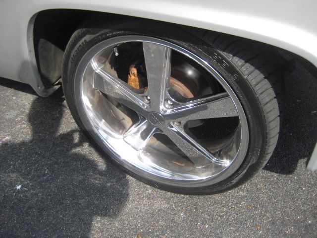 1986 Chevrolet C10 ES 2.4L AUTO