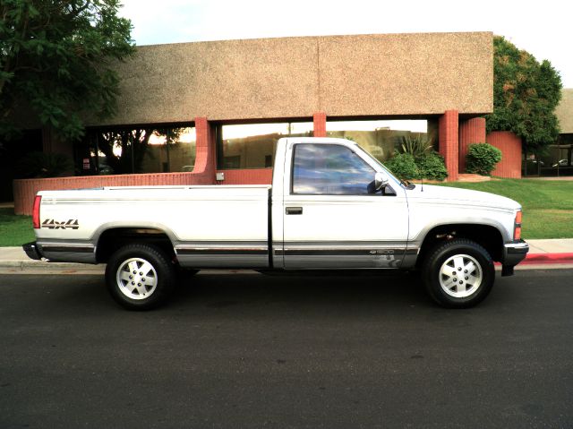 1989 Chevrolet C1500 Club Cab 155 WB HD 4WD