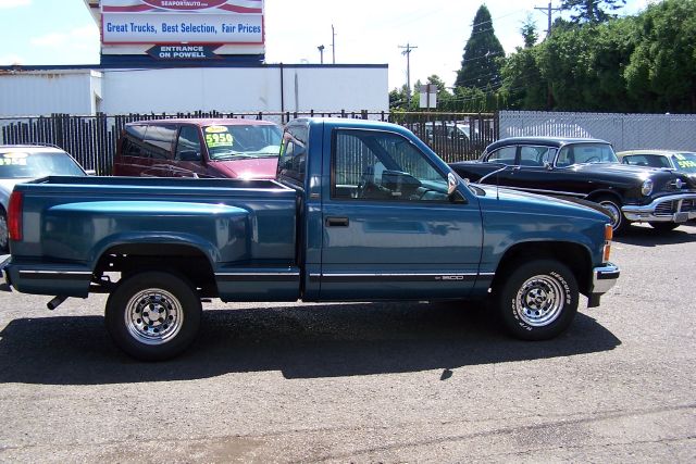 1992 Chevrolet C1500 GLS AWD