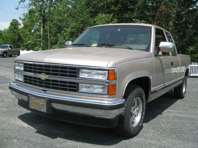 1993 Chevrolet C1500 2500 LS 4WD