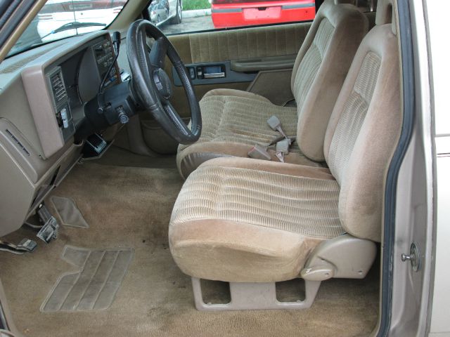 1993 Chevrolet C1500 2500 LS 4WD