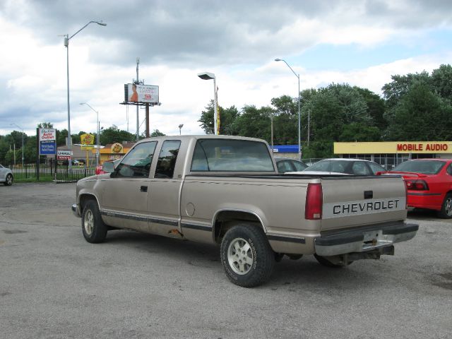1993 Chevrolet C1500 2500 LS 4WD