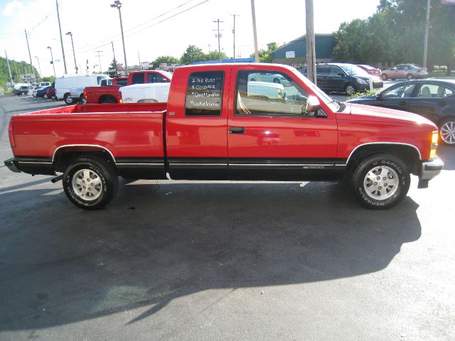 1994 Chevrolet C1500 2500 LS 4WD