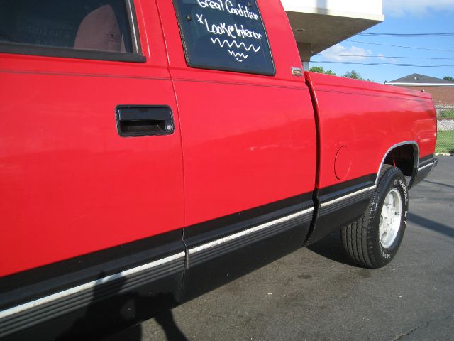 1994 Chevrolet C1500 2500 LS 4WD