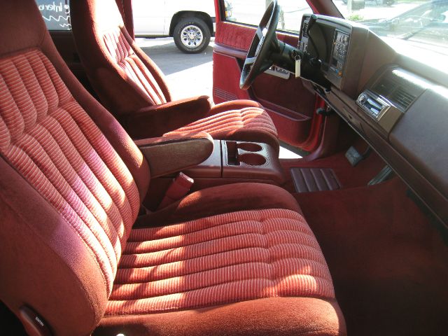 1994 Chevrolet C1500 2500 LS 4WD