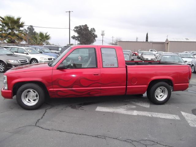 1994 Chevrolet C1500 2500 LS 4WD