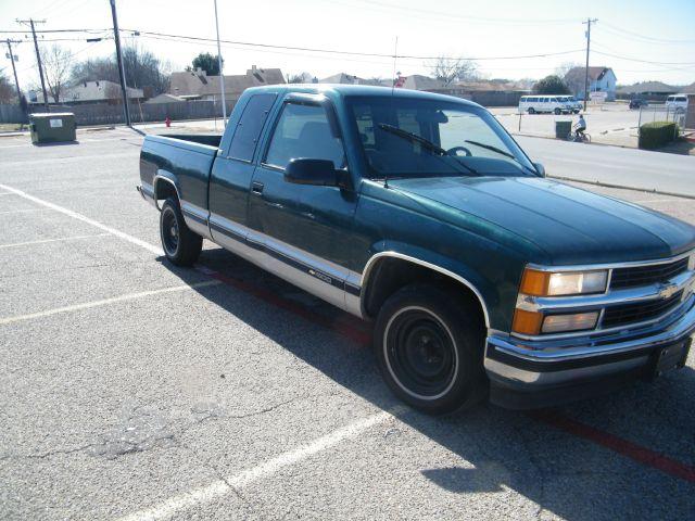 1995 Chevrolet C1500 2500 LS 4WD