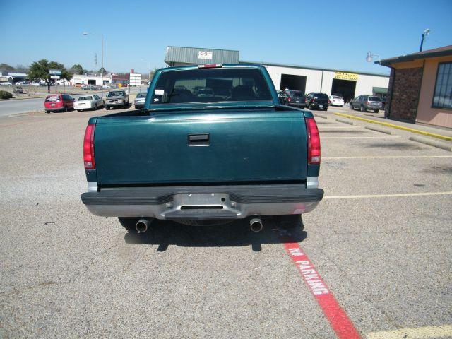 1995 Chevrolet C1500 2500 LS 4WD